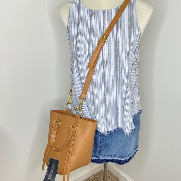 Steve Madden Handbags - STEVE MADDEN Tan Bucket Adjustable Crossbody